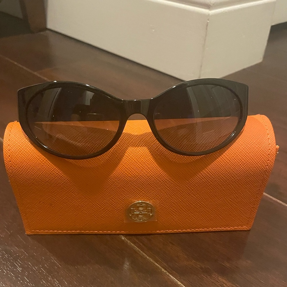 WOMENS Tory Burch Sunglasses